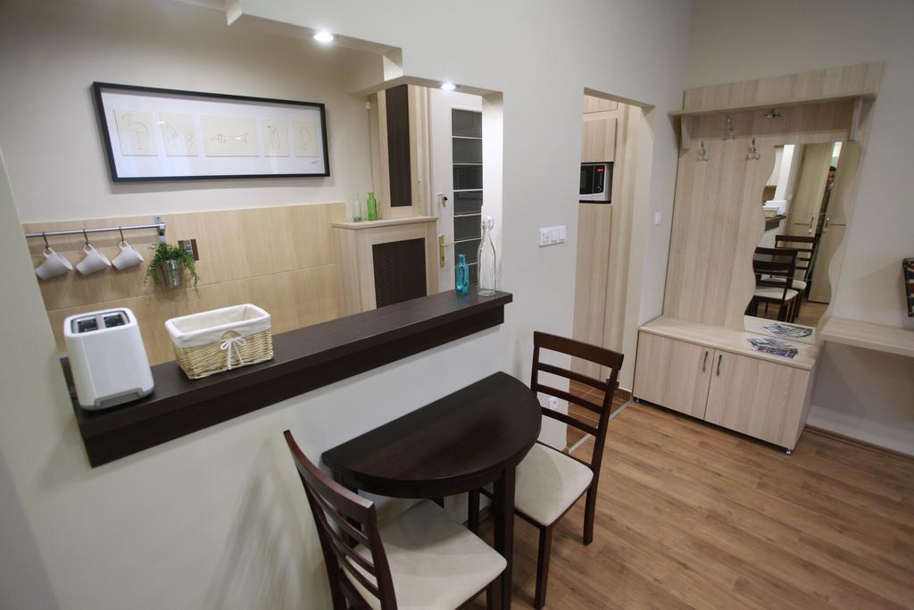 D.Five Premium Studio In The Center Apartment Budapest Exterior photo